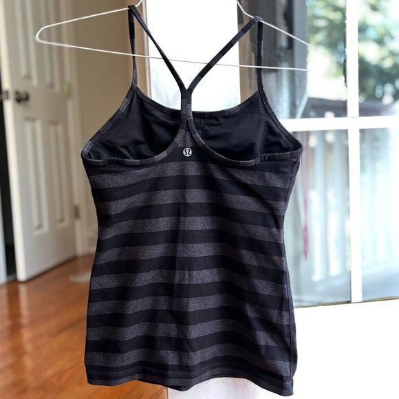 Lululemon Black and Grey Stripe Built in Bra Fitted Tank Top Women 4 - Picture 5 of 9